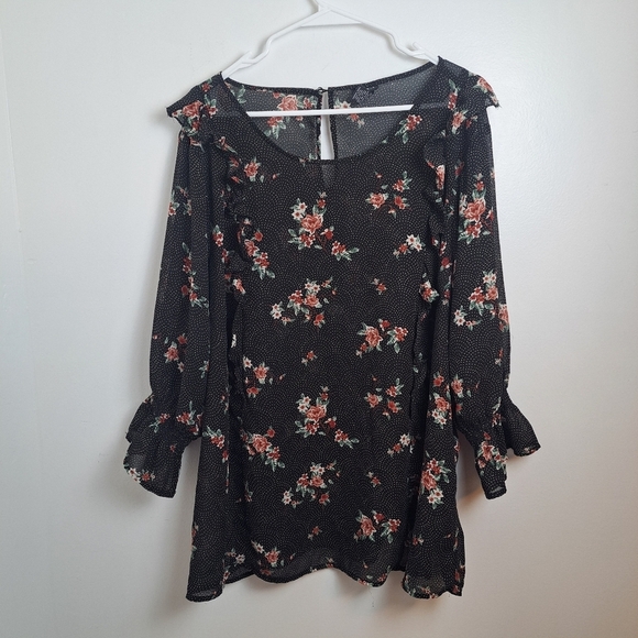 Torrid Black White Polka Dot Floral Sheer Ruffle Romantic Blouse Size 4X - Picture 2 of 8
